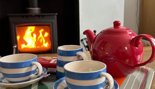 Artists' Corner (no pets allowed)