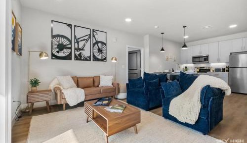 Deluxe Apartment
