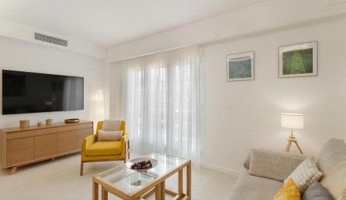 Two-Bedroom Superior Apartment