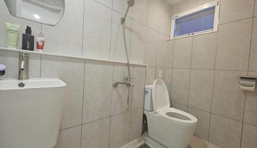Single Room with Private Bathroom