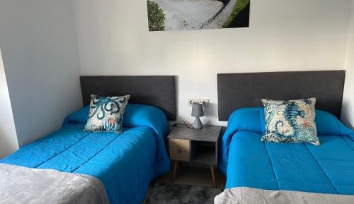 Standard Twin Room with Shared Bathroom