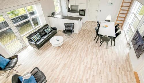 Four-Bedroom Holiday Home