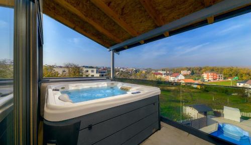 King Suite with Spa Bath