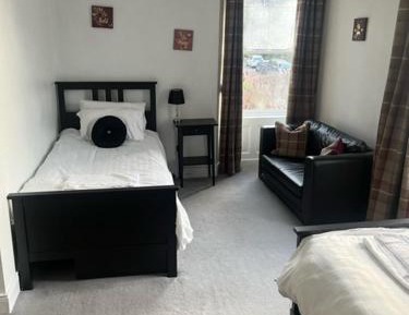 Twin Room with Private Bathroom