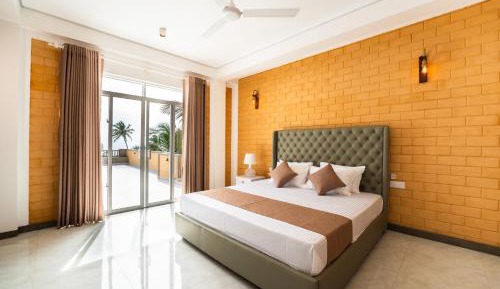 Double Room with Balcony and Sea View