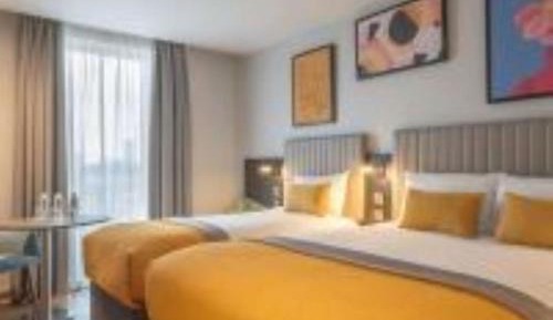 Deluxe Double & Single Room