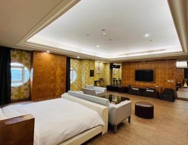 Superior Double Room with KTV 