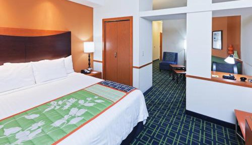 Executive King Suite - Hearing Accessible