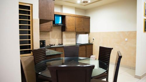 Apartment with Garden View