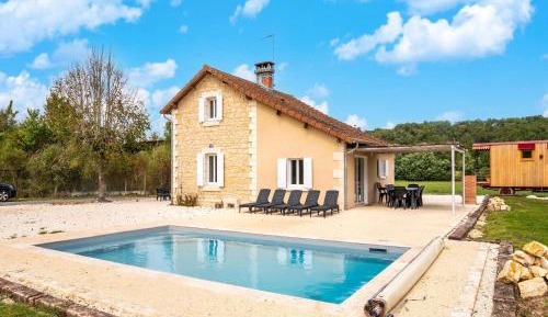 Five-Bedroom Holiday Home