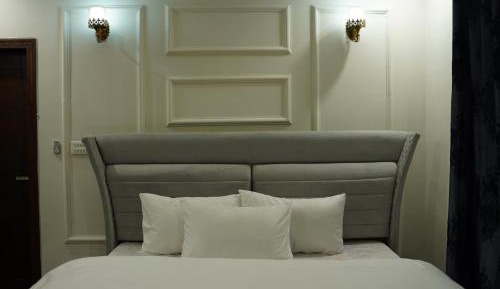 Apartment with View and Balcony