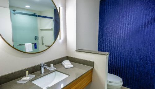 King Room - Hearing Accessible