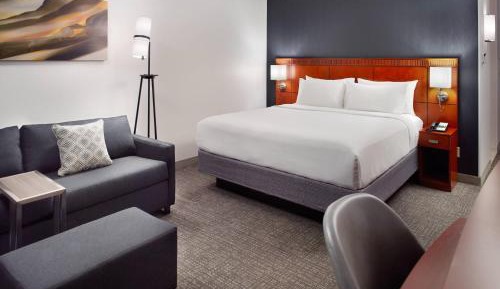 King Room with Sofa Bed and Roll-in Shower - Mobility Accessible