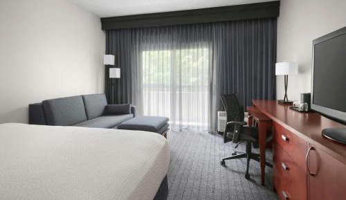 King Room with Sofa Bed