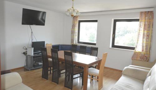 Five-Bedroom Premium Apartment