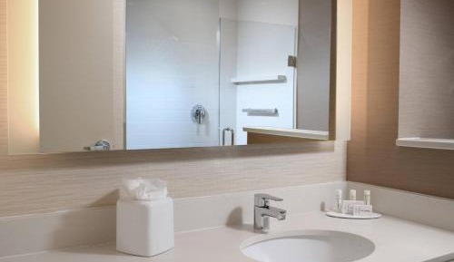 Suite, 2 Queen, Sofa bed