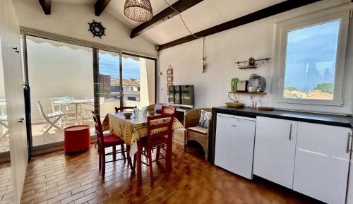 Studio Apartment