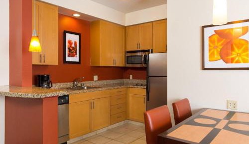 One Bedroom Suite 1 King, Sofa Bed