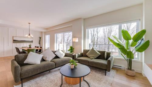 Three-Bedroom Premium Apartment with Balcony