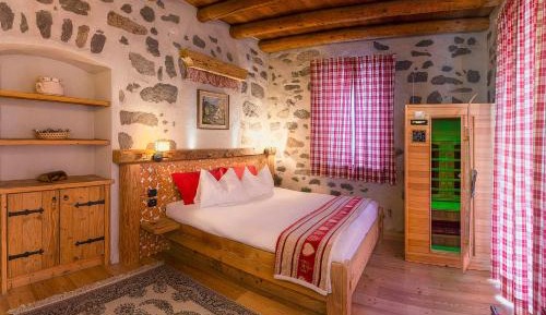 One-Bedroom Superior Apartment