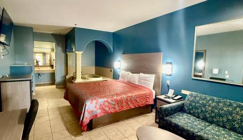 King Room with Spa Bath