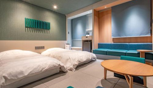 Twin Room with Private Bathroom