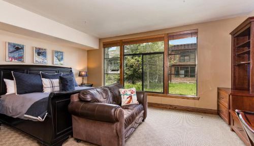 Three-Bedroom Townhouse