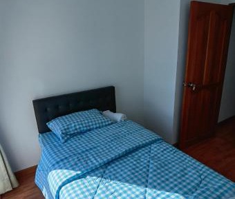 Single Room with Shared Shower and Toilet