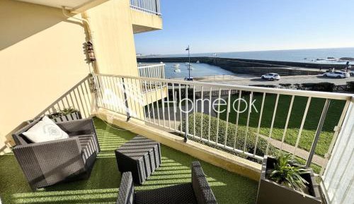 Studio with Sea View