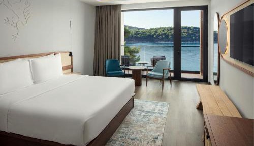 King Room with Balcony - Seafront/Adriatic