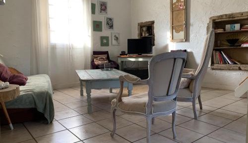 Apartment with Garden View