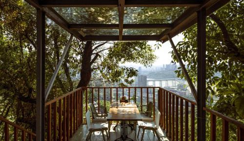 Quadruple Room with Terrace