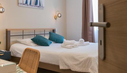 Double Room with Private Bathroom