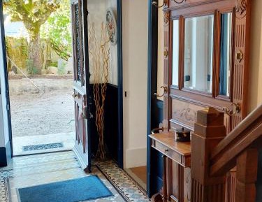 Queen Room with Garden View
