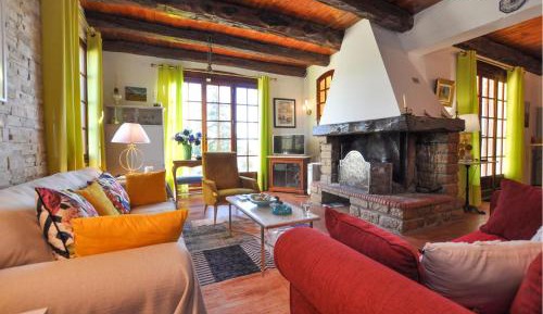 Three-Bedroom Vacation Home 