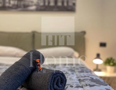 One-Bedroom Standard Apartment