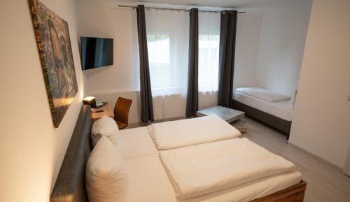 Dreibettzimmer "Gästehaus"