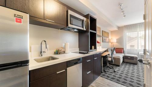 Studio, 1 King, Sofa bed