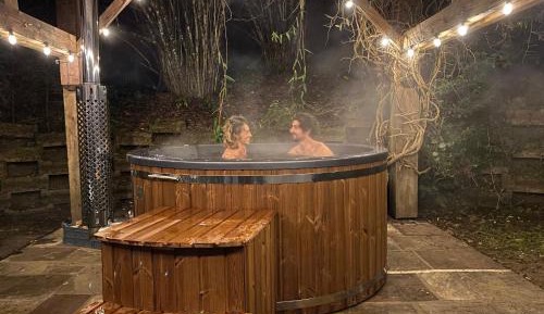 Holiday Home (6 Adults)