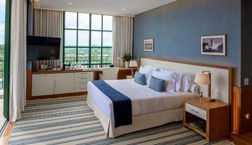 Suite with Pool View