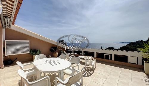 Apartment with Sea View