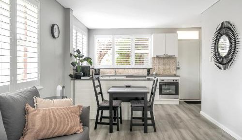 One-Bedroom Apartment with Garden View