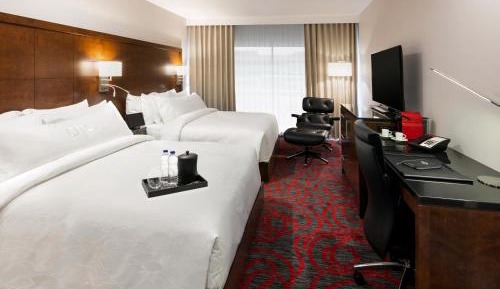 Deluxe Queen Room with Two Queen Beds