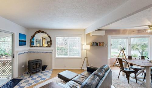 Two Bedroom Holiday Home