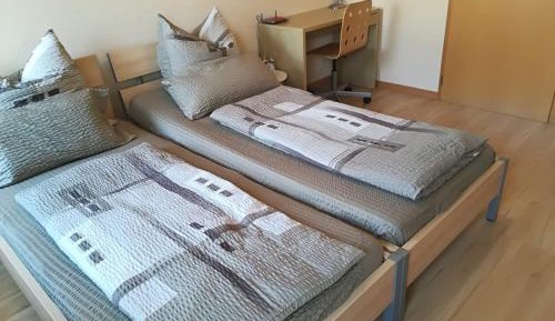 Apartment with Shower