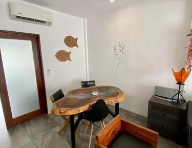 One-Bedroom Apartment with Balcony