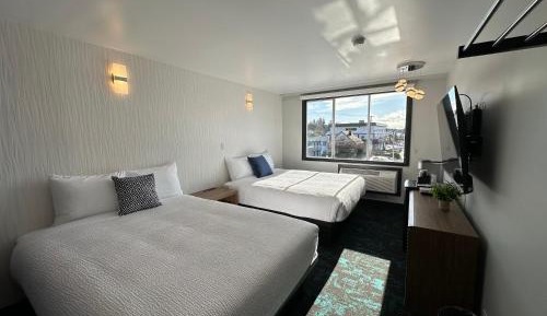 Classic Two Queen Room