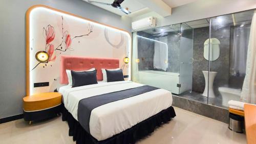 Deluxe Double Room with Bath