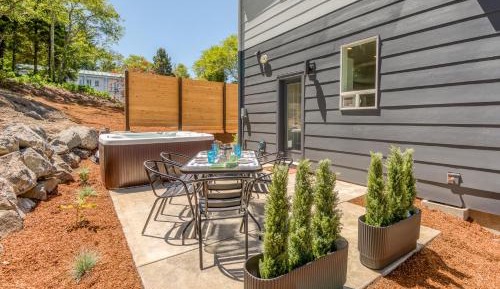 Three-Bedroom Townhouse