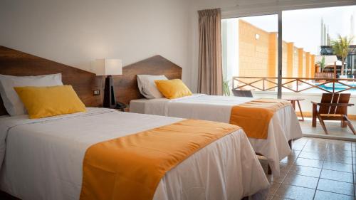 Twin Room with Pool View